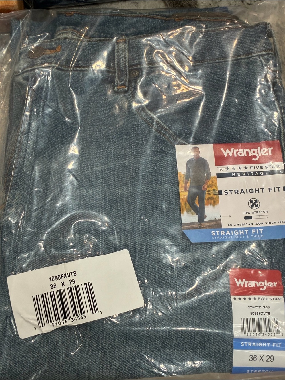 Wrangler Men's Straight Fit Blue Jeans - Classic Mid Wash - 36x29 NEW